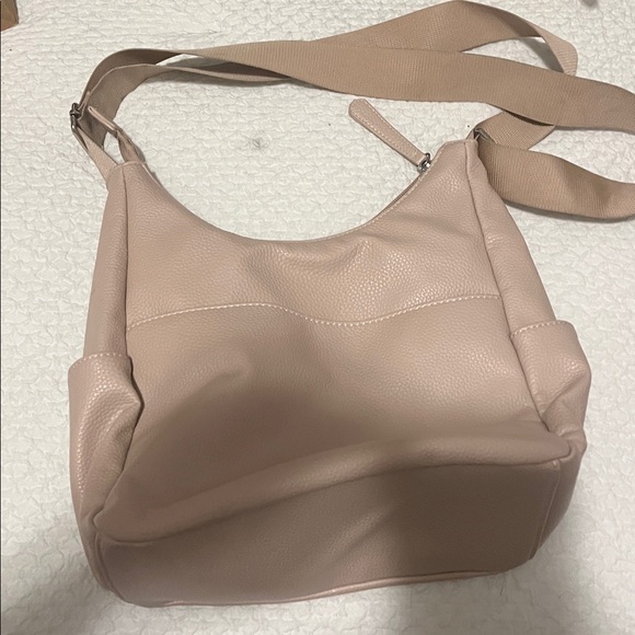 Julia Burton Cream Crossbody Purse - Picture 2 of 3